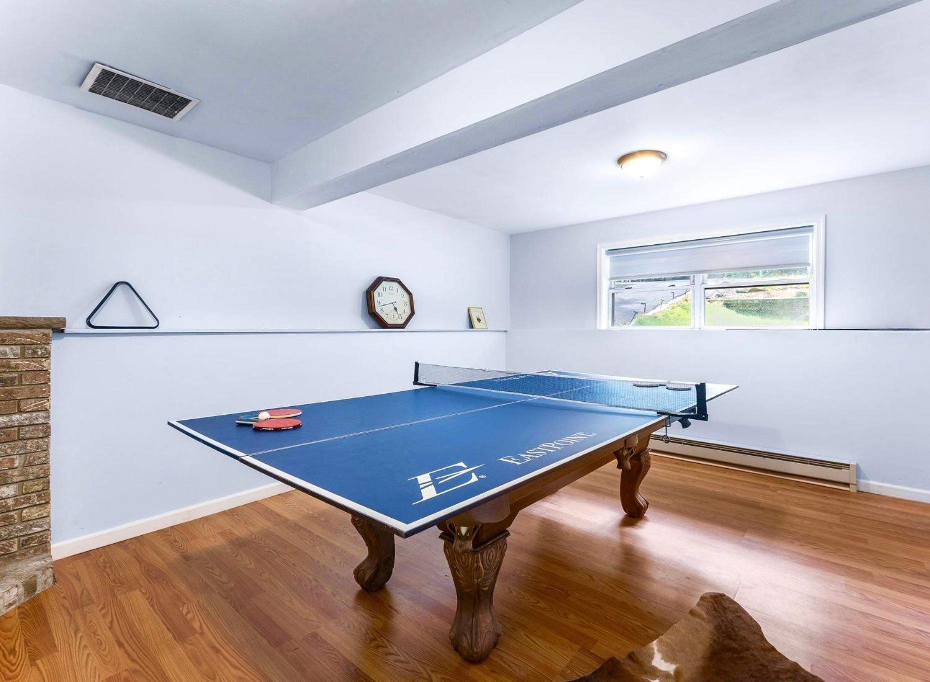 Villa Gorgeous Houseprivatepoolbigterracesauna East Stroudsburg