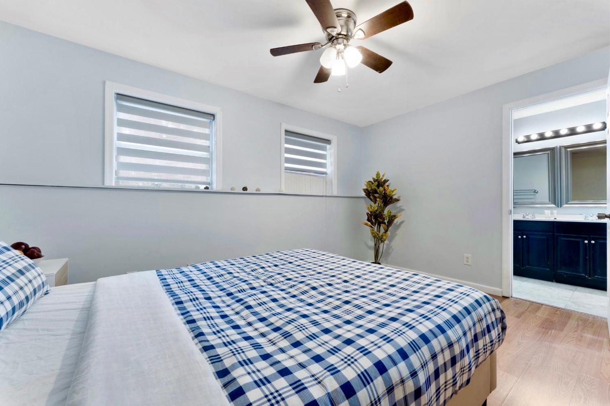 Villa Gorgeous Houseprivatepoolbigterracesauna East Stroudsburg